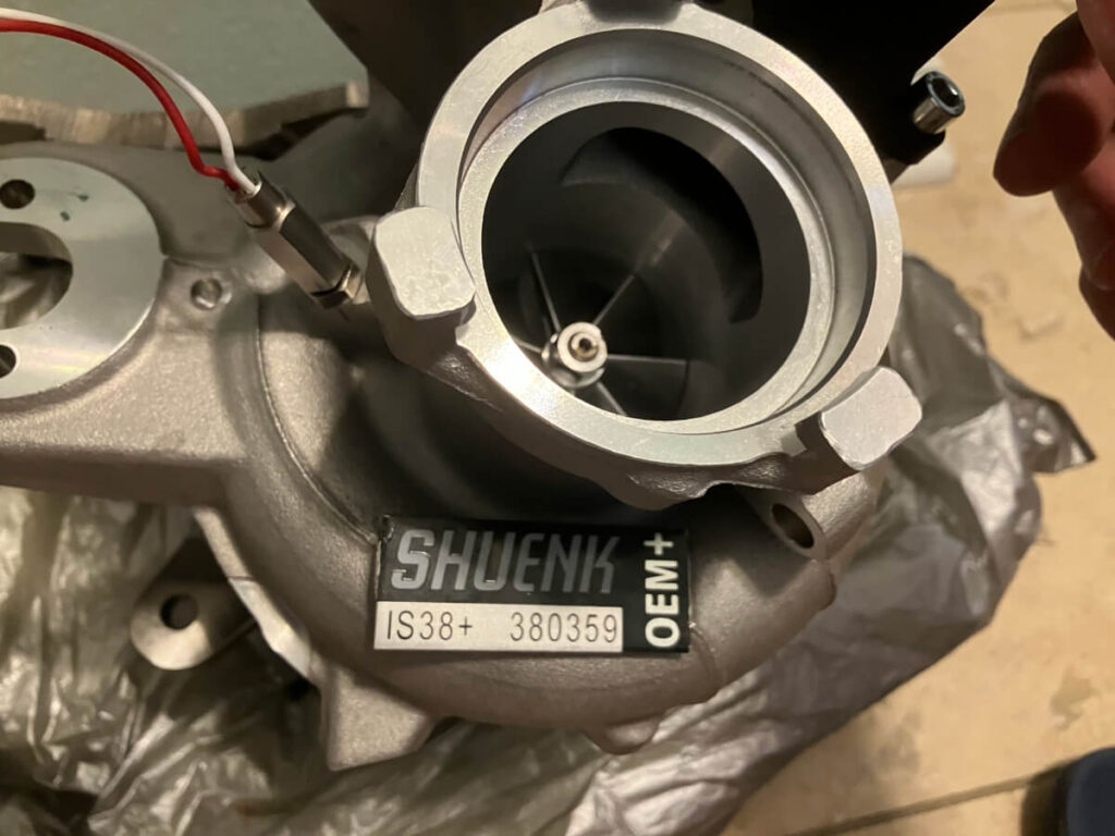 Shuenk IS38+ Sensor Install