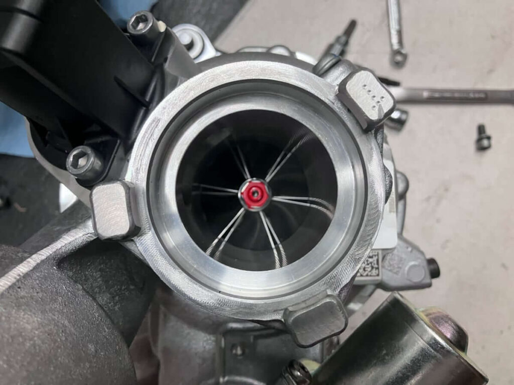 LM440 IS20 Turbocharger Compressor Wheel