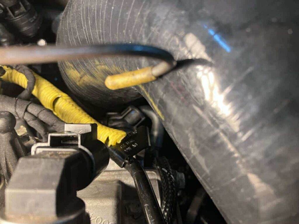 Shuenk IS48 Stock Airbox Clearance