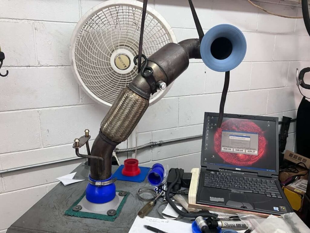 AWE-Tuning Downpipe Flow Test