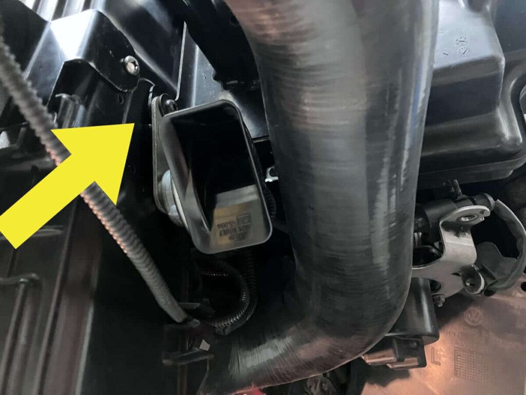 Bicooler Hose Horn Relocation