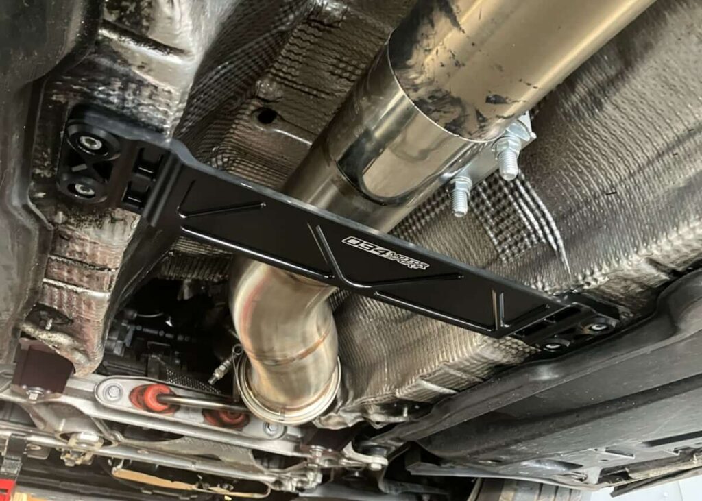 034 Tunnel Brace - Forward